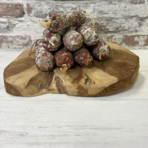 Lot de 8 saucissons – coffret surprise de charcuteries du terroir