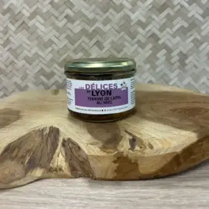 Terrine de lapin au miel artisanale fabriquée dans le Rhône avec du miel de fleurs
