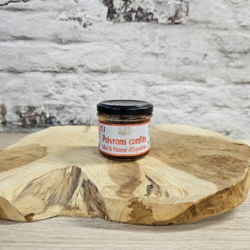 Tartinable poivrons miel et piment d’Espelette sur toast apéritif.