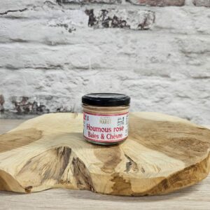 Houmous rose chèvre à la betterave, prêt à tartiner à l’apéritif.