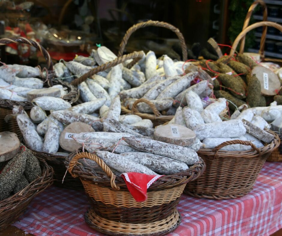 Fleur blanche naturelle sur saucisson sec