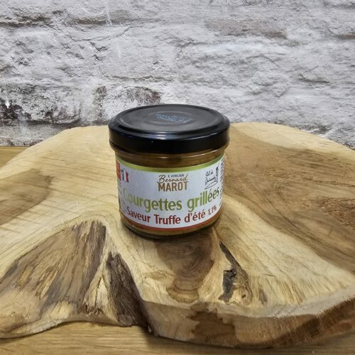 Tartinable courgette truffe avec légumes grillés et arôme raffiné.